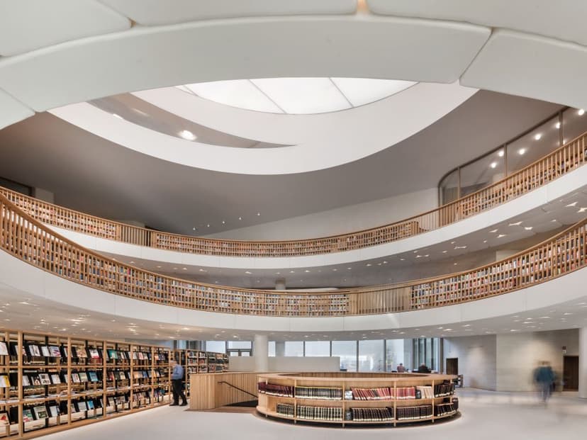 المؤسسات الحكومية